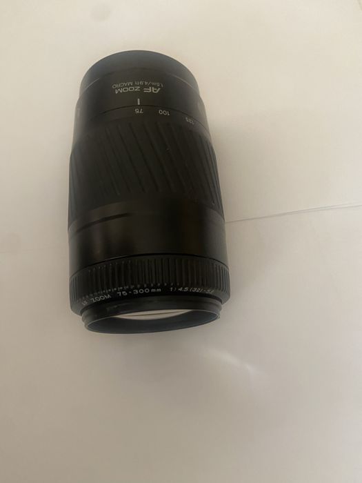 Obiectiv montură A Minolta AF 75-300mm F4.5-5.6