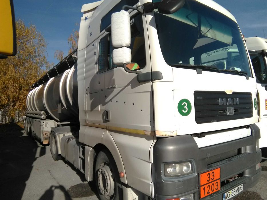 Semiremorca cisterna MAGYAR