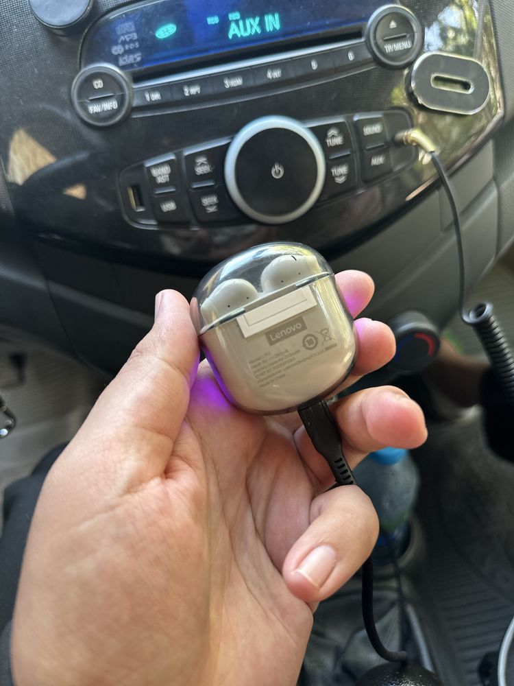 naushnik Airpods Lenovo lp12 sotiladi