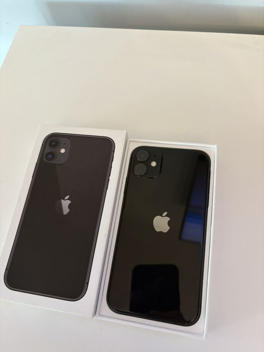 iPhone 11  отличен