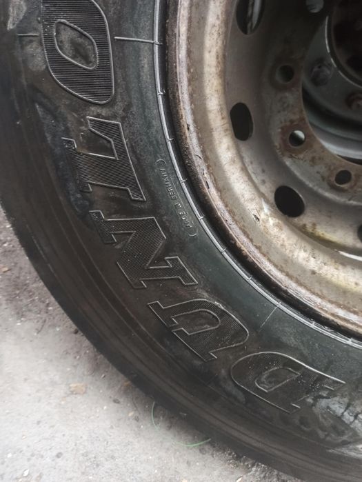 Гуми Dunlop и Michelin