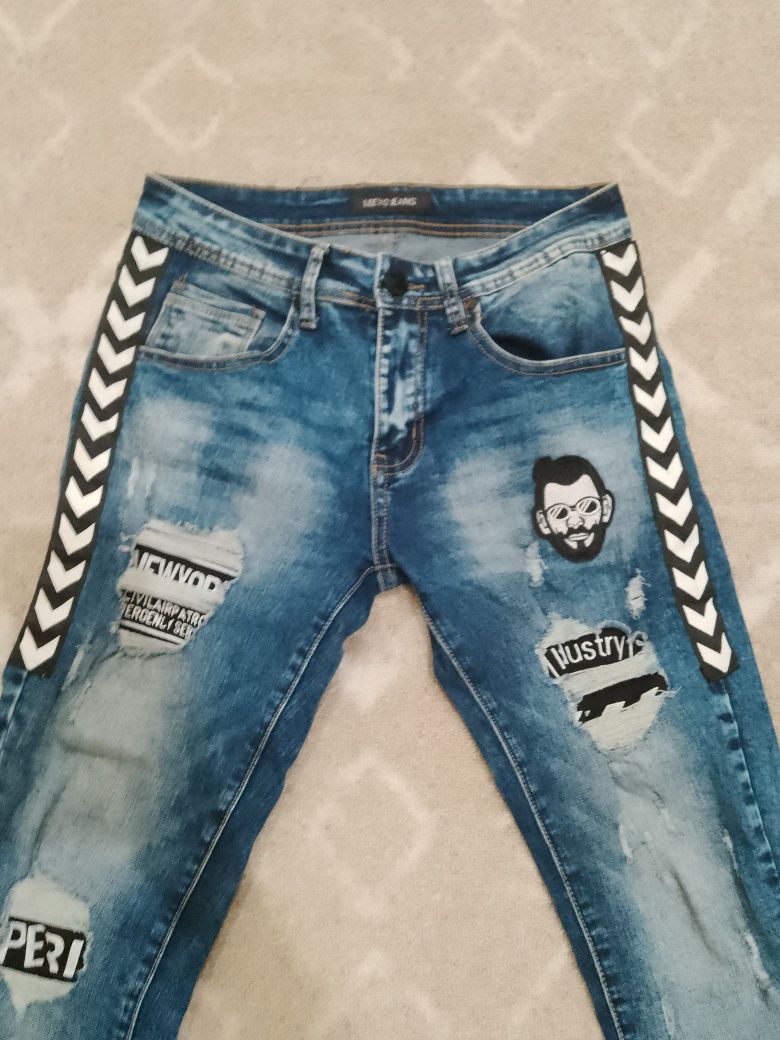 Мъжки дънки slim fit.