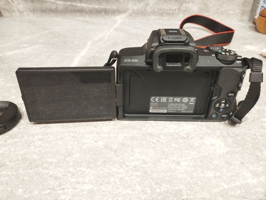 Фотоапарат Canon EOS M-50 15-45 mm