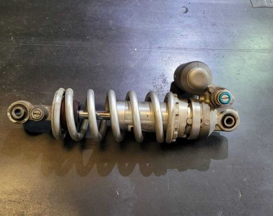 Amortizor spate Yamaha R1 04-06