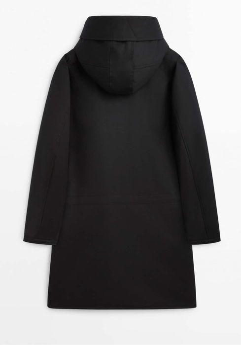 Jacheta parka Massimo Dutti, Studio