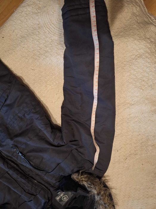 Подарявам яке за 12годишно момче