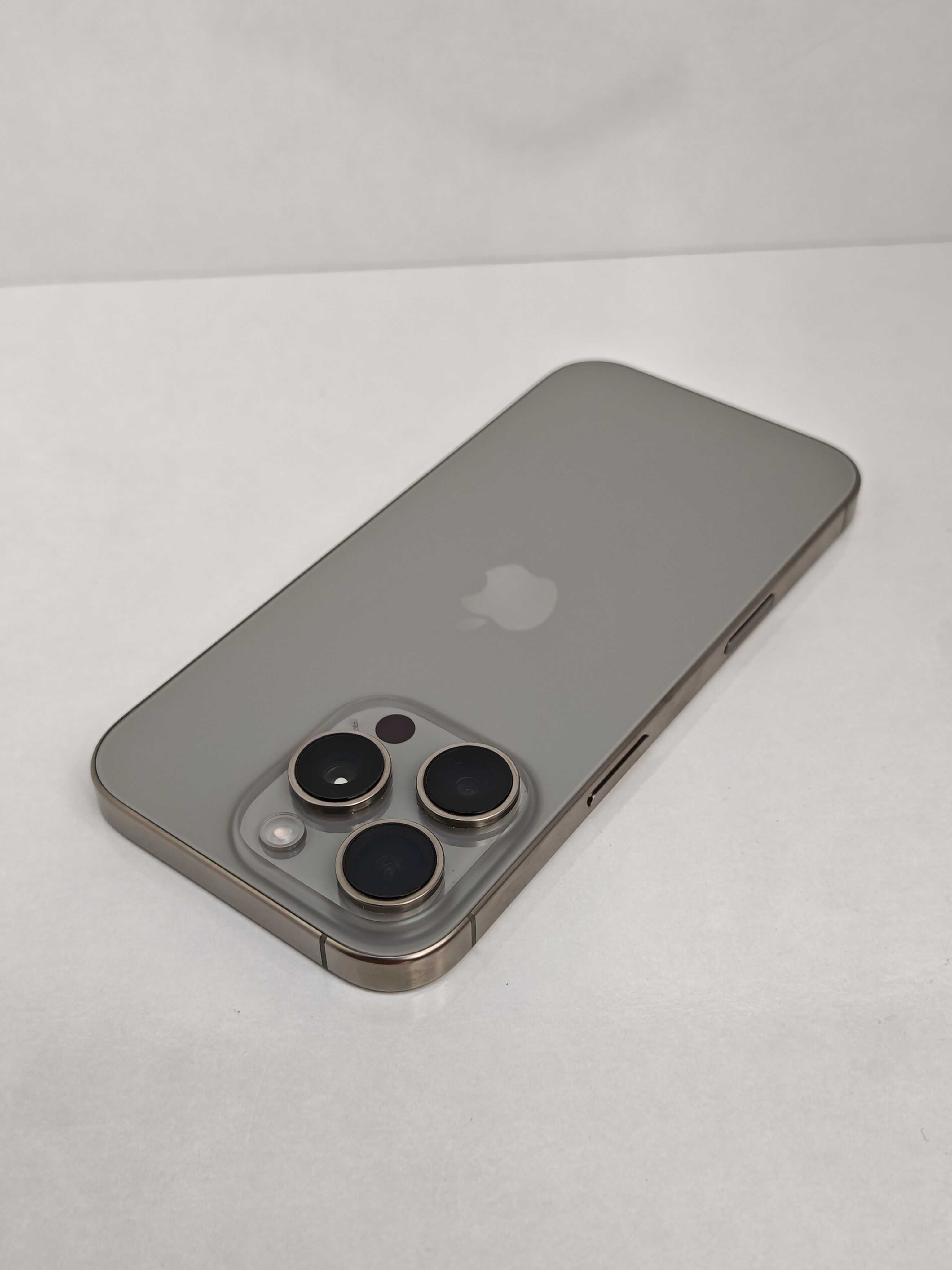 iPhone 16 Pro 128GB Natural Titanium
