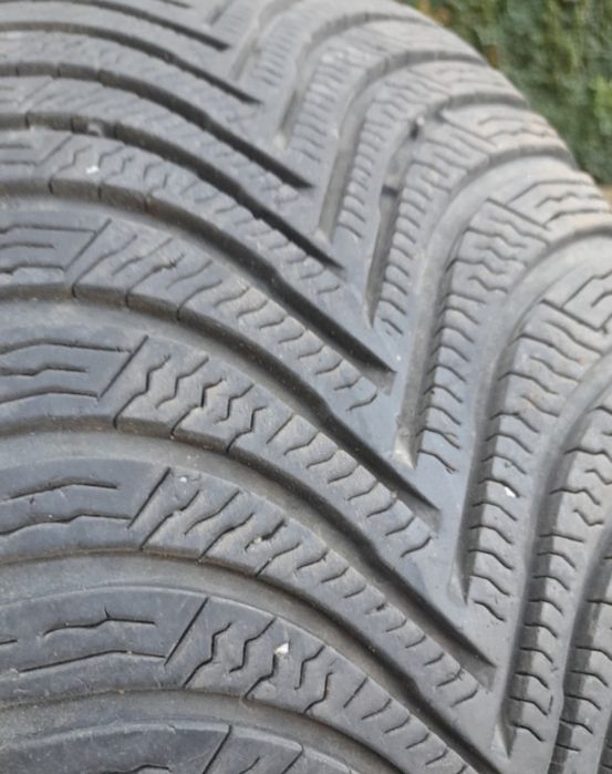 4 anvelope iarna Michelin 215 60 16