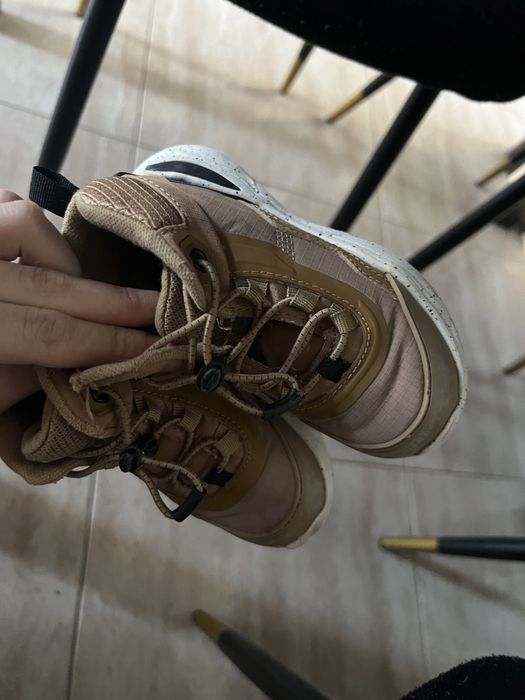 Încălțăminte bebe mărimea 18-23