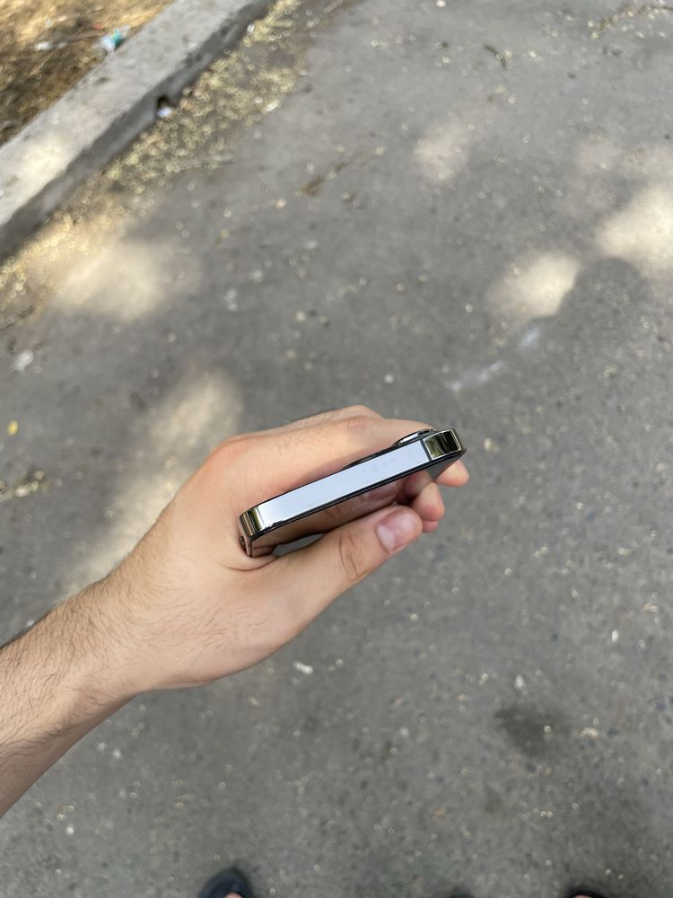 Iphone 13 pro sotiladi holati ideal 10/10