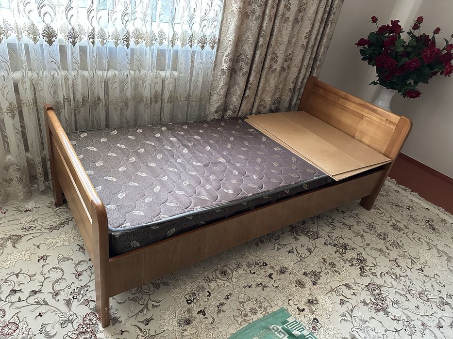 Продам кровать без дефектов