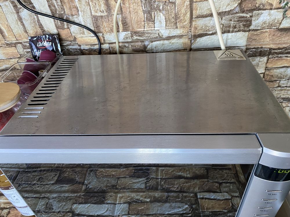 Микровълнова фурна   с грил EXQUISIT MW 900G, 1000W, 20L