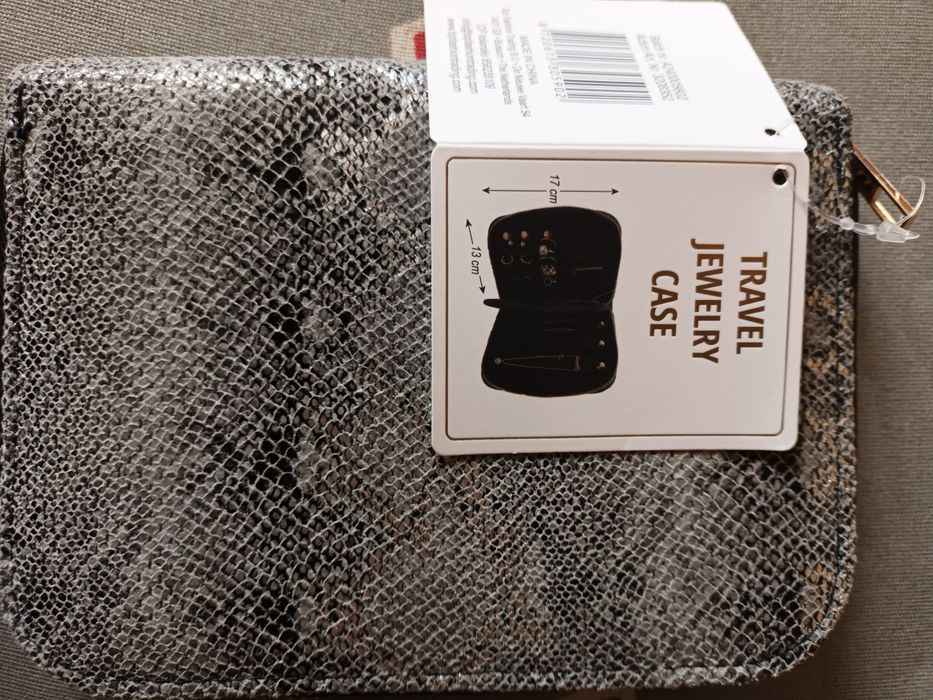 Нови! Несесер за бижута и портфейл естествена кожа