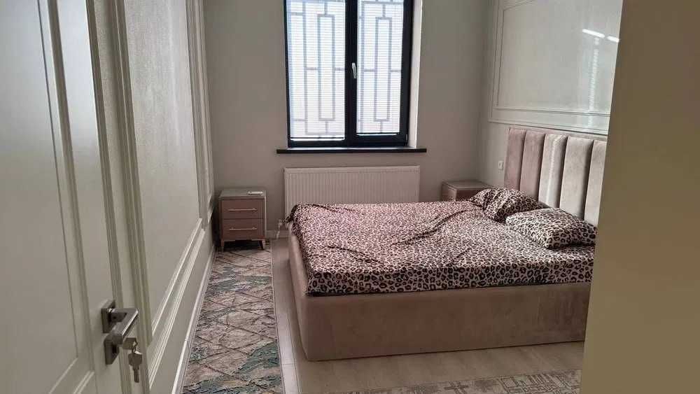 Срочно сдается 3-х ком квартира рядом с метро Минор В Ц5 887*