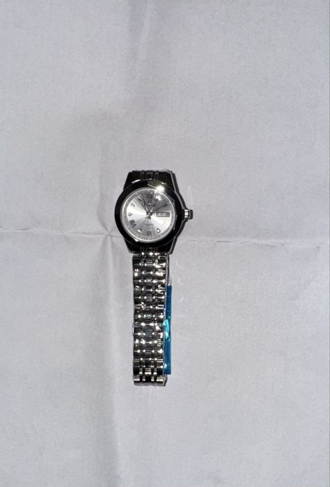 Стилен женски часовник