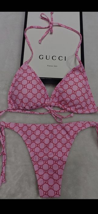 Costum de baie Gucci, model 2026, chilot tang, 2 modelea
