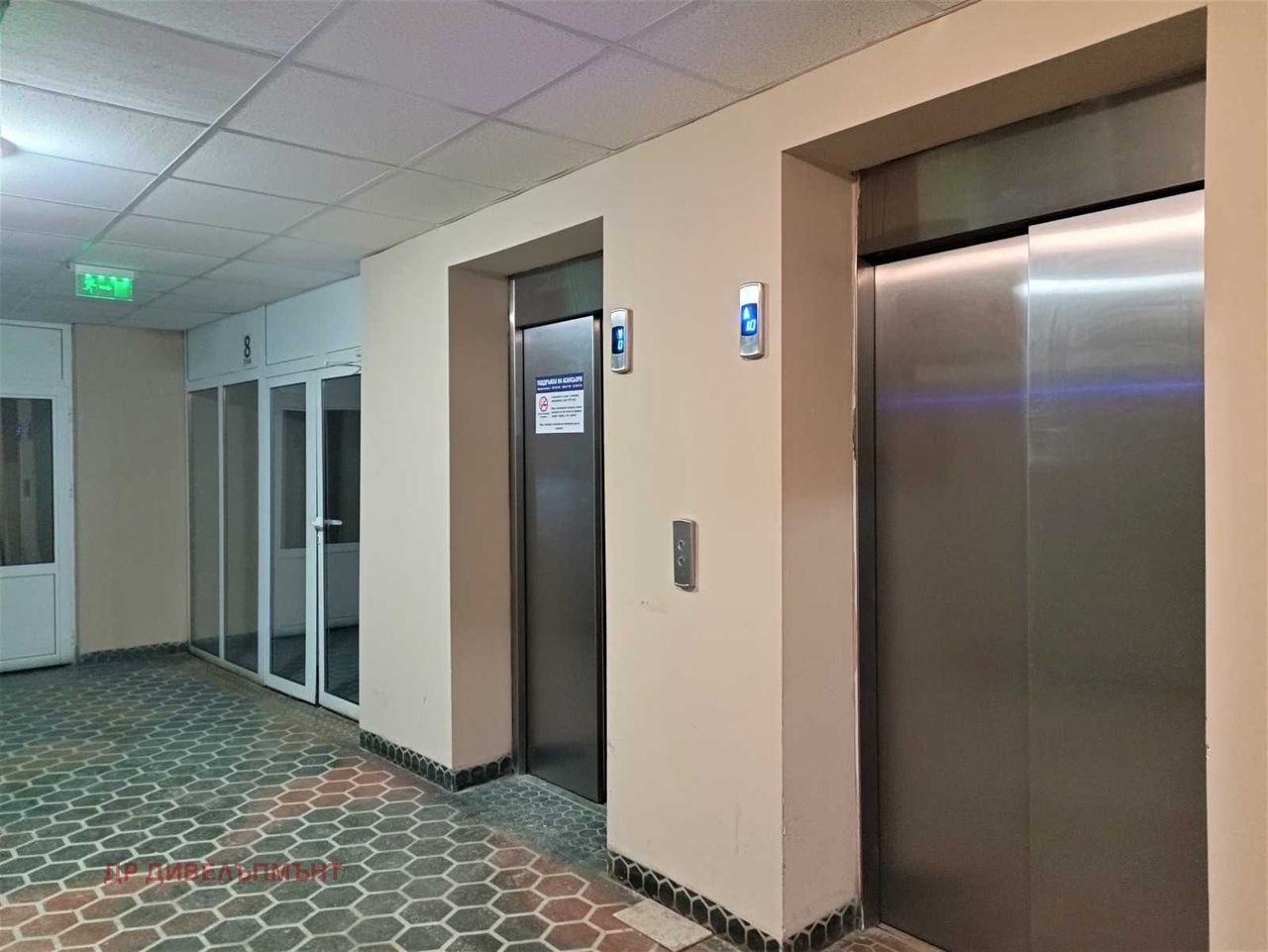Дава се под наем Двустаен апартамент в София, Студентски град - 56 кв.м за 459 € - Снимка #16