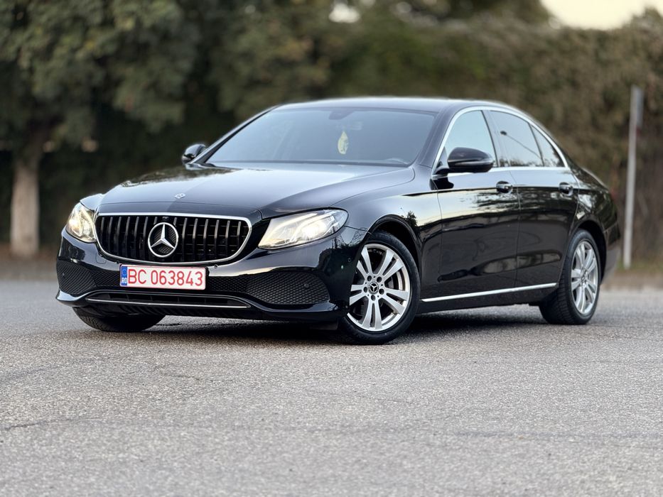 Mercedes E200 RAR efectuat Plafon stele 2018 Padele Impecabia