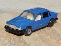 Macheta Volvo 760 GLE 1982 scara 1:64 MC Toy