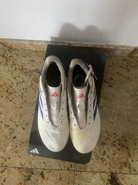 Ghete adudas f50 marime 41  purtate 130 lei negociabil