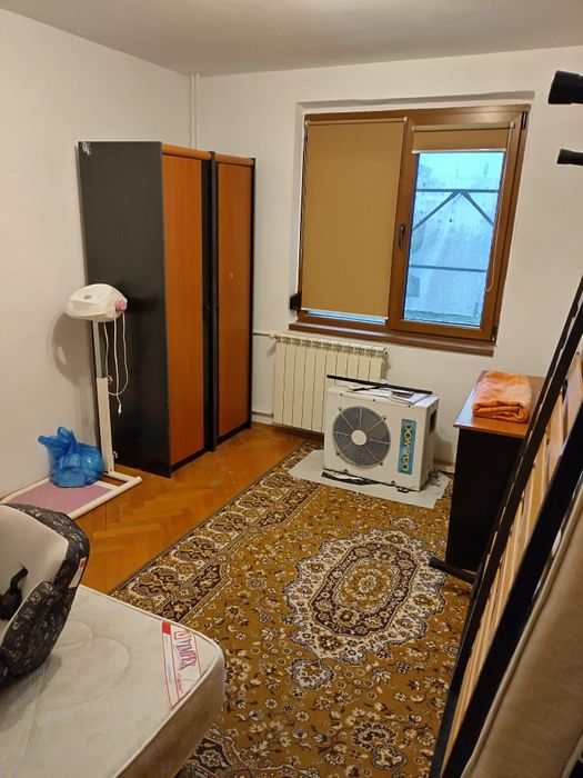 Apartament 4 camere 90mp 6/8 1982 Chisinau Arena Nationala Basarabia
