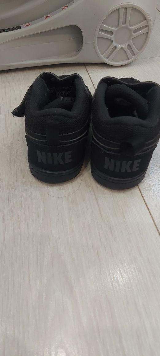 Детски маратонки Nike