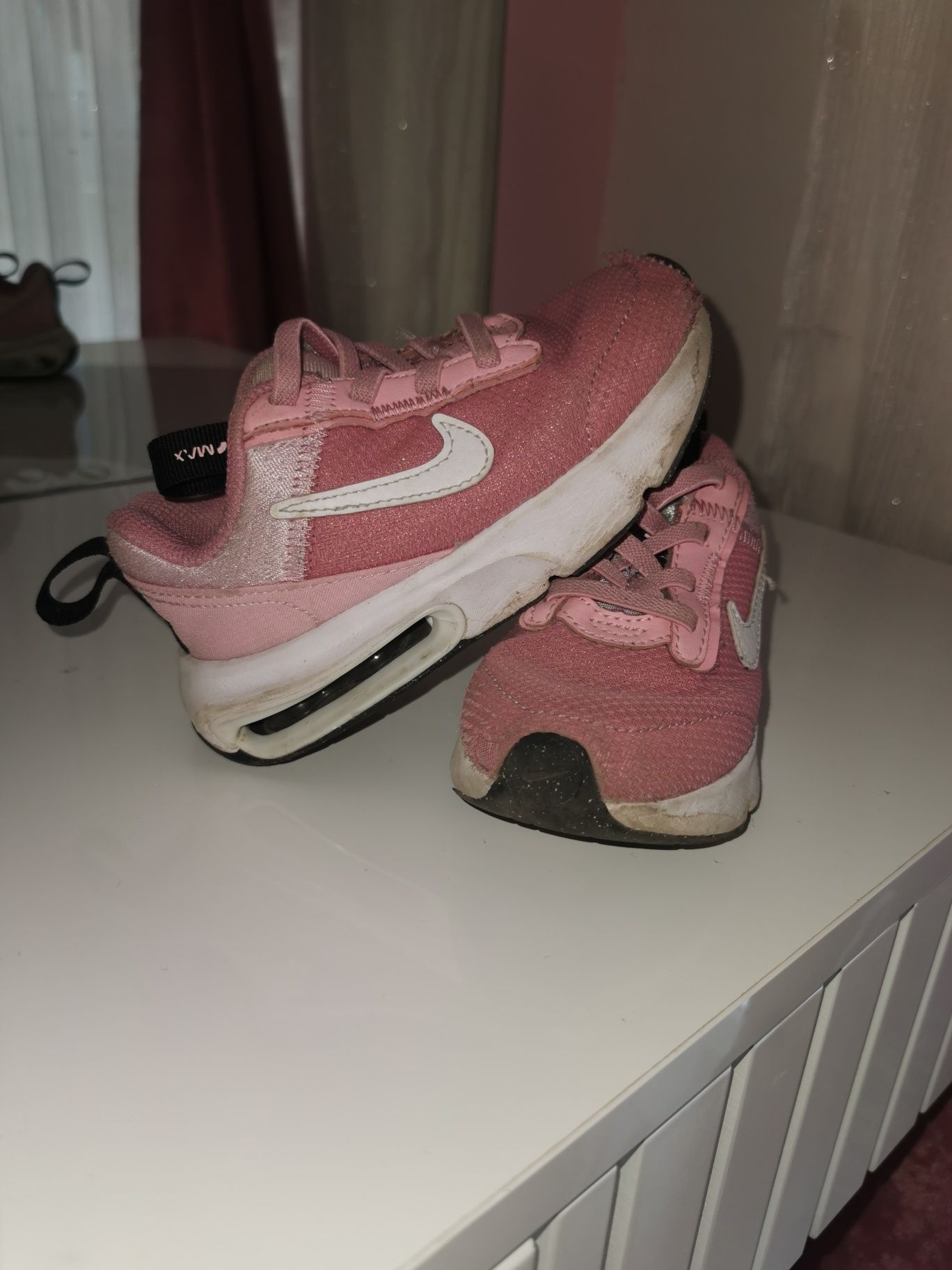 Сникърси Air Max Intrlk Lite Розов
