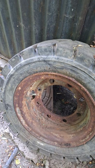 Roti stivuitor cu camera