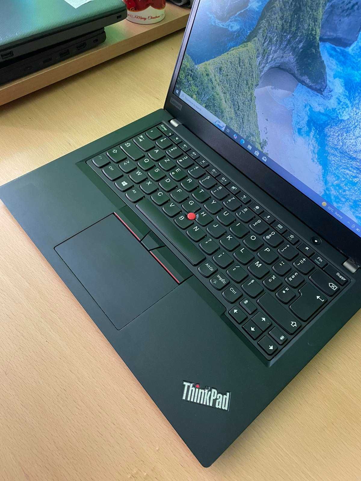 Lenovo ThinkPad X390 - 13.3'' i5 8265U / 8GB RAM / 256GB PCle NVMe SSD