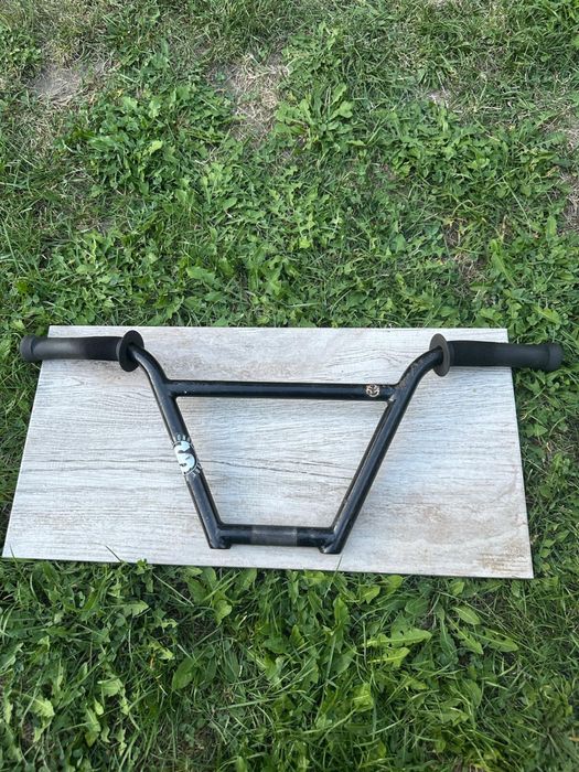 Bmx kink custom se poate vinde si pe piese