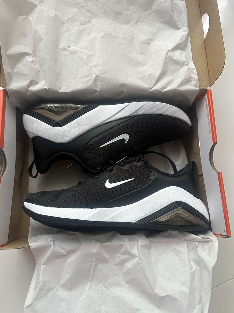 Маратонки Nike AIR ZOOM BELLA 38 номер