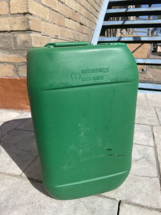 Канистра на 10 литров