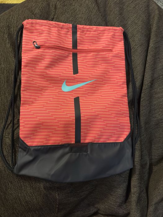Спортна раница Nike
