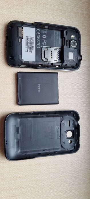 HTC Wildfire cu Android 2.3.5 , stare foarte buna.Clasic,vintage.