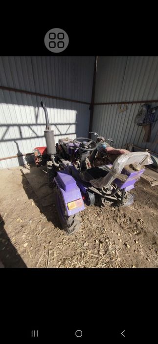 Мини трактор сотилади янги жаткаси билан бирга