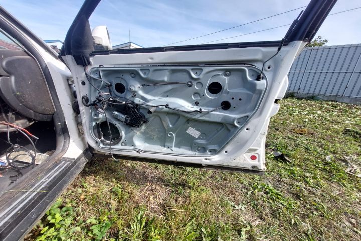 Macara geam fata dreapta electrica Volkswagen VW Passat B5.5 (facelif