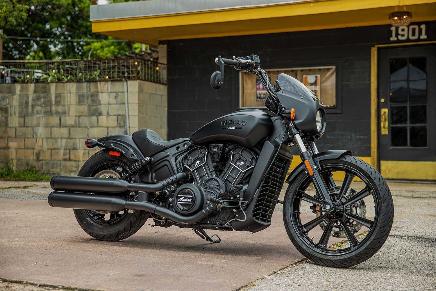 Indian Indian Scout Rogue 2022 г