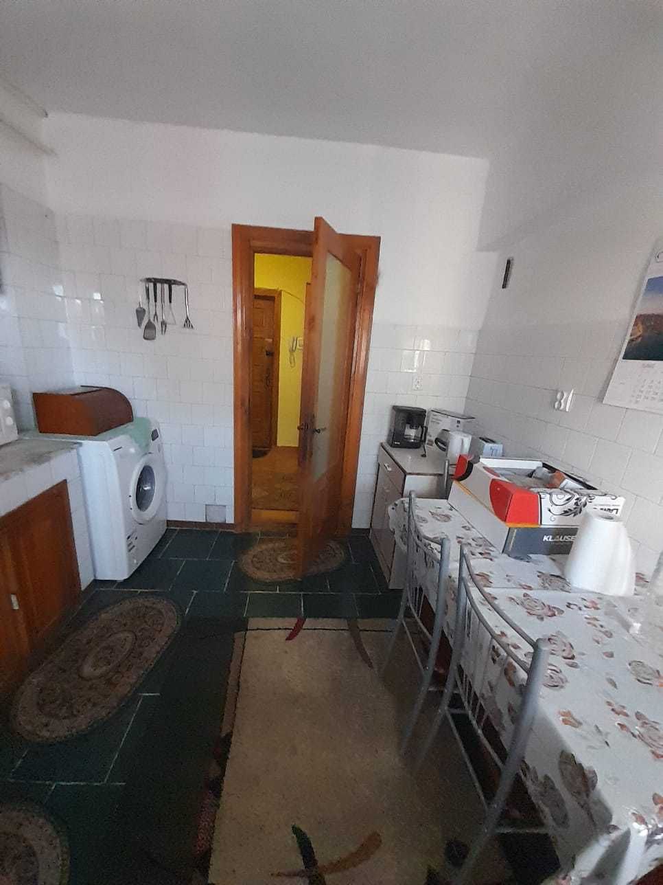 Apartament luminos și spațios lângă Spitalul Județean