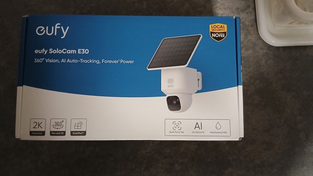 Camera pentru supraveghere plus tableta