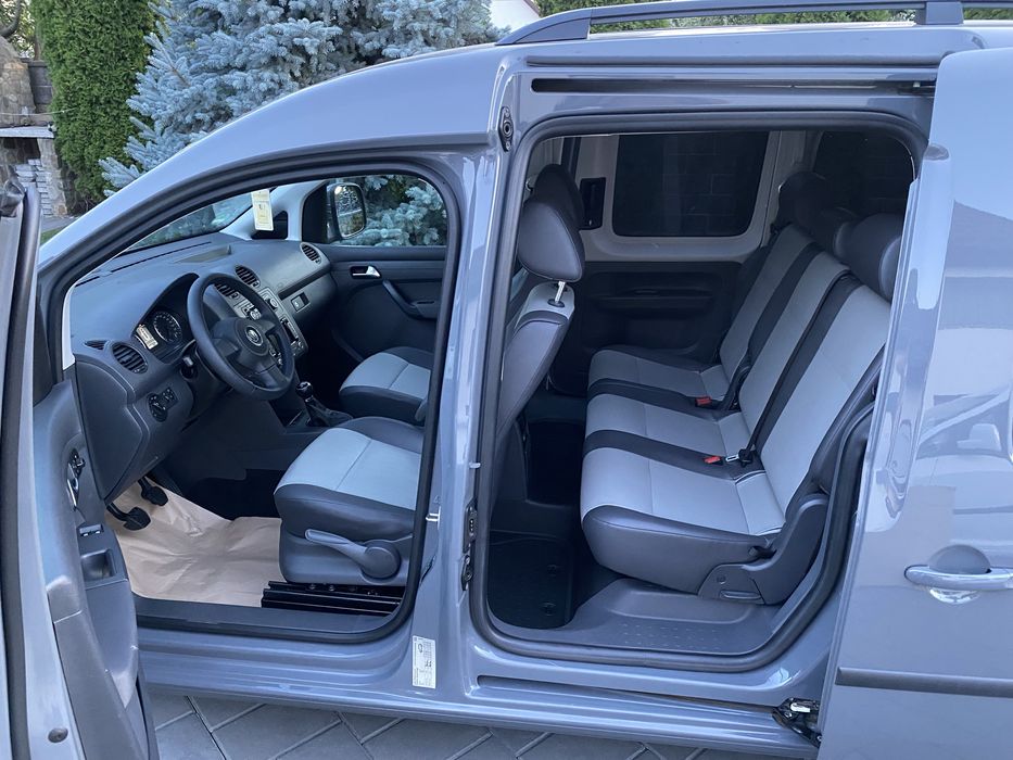 VW CADDY Maxi Mod-Roncalli-2,0 Tdi~ 140-Cp-7 Locuri~impecabila ‼️
