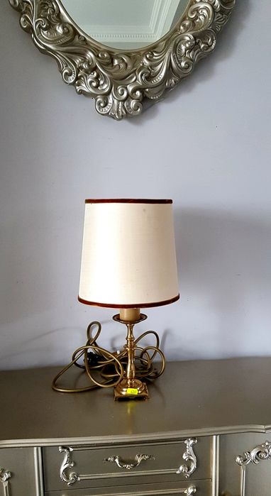 Veioza veche din alamă