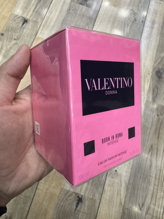Valentino Valentino Donna Born In Roma Intense