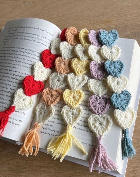 Semn de carte crosetat