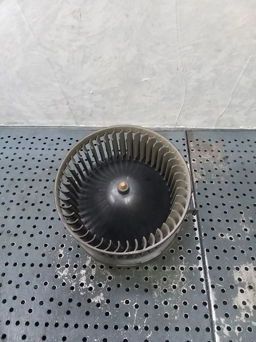 Aeroterma ventilator habitaclu ford fiesta 6 cb1 ccn vp8e2h18456aa 0130115551 3137231000