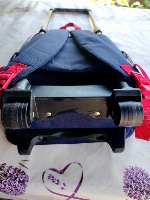 GHIOZDAN-troler copii,cu CARS,original MC QUEEN.Nou