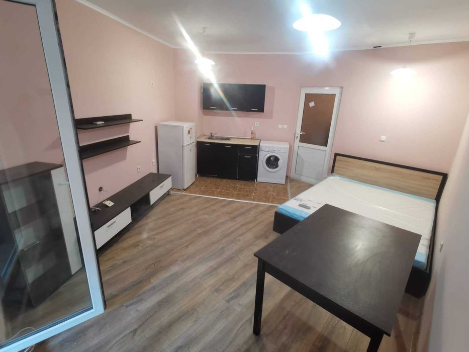 Продава се Едностаен апартамент в Бургас, Меден рудник - зона А - 42 кв.м за 510 €/кв.м - Снимка #1