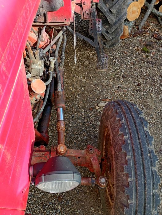 Tractor T25 anul fabricatie '93