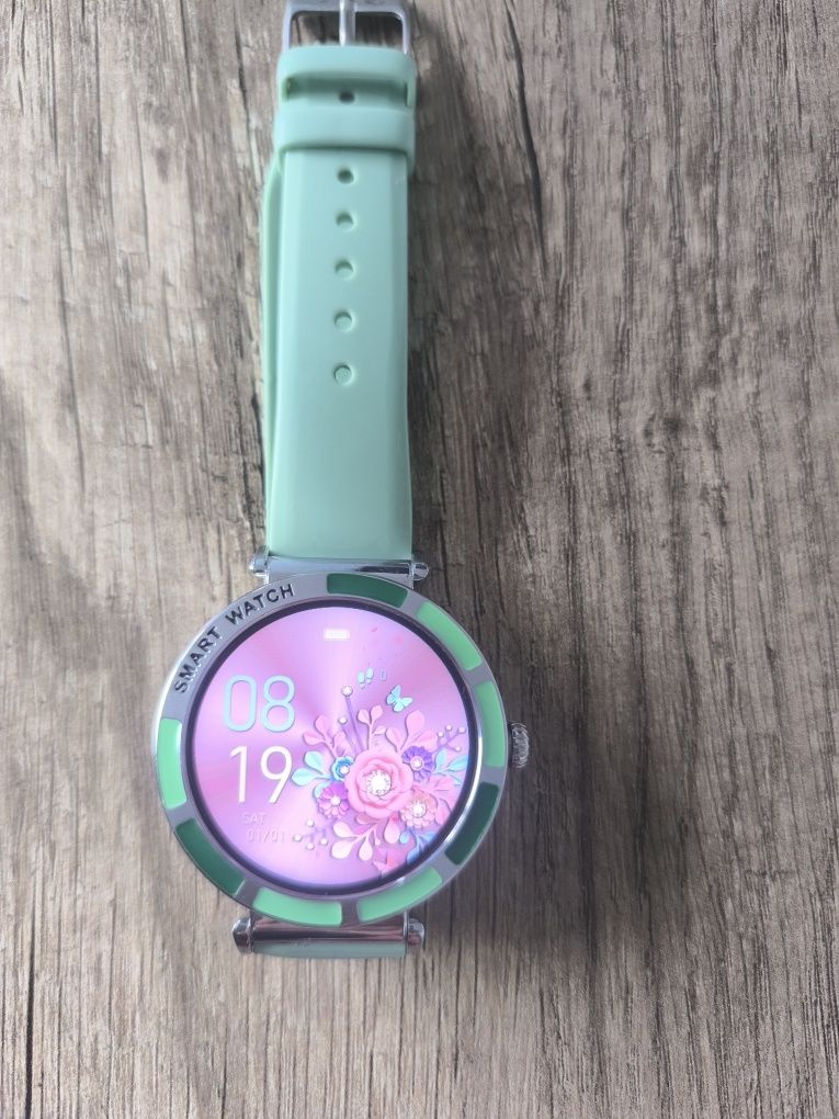 Smart watch / Смарт часовник