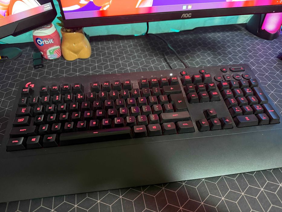 Tastatura gaming Logitech G213 RGB