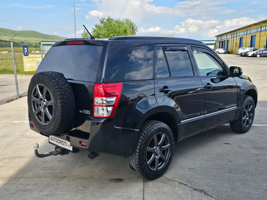 Vând Suzuki Grand Vitara 4x4, 1.9 Diesel 136 cai